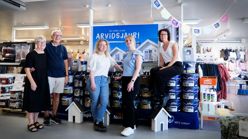 Företaget har skapat en stark sammanhållning i familjen. Från vänster: Monica Jansson, Leif Jansson, Therese Jansson, Cornelia Till och Malin Jansson. 