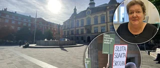 Stridslystna lärare kraftsamlar på torget: "Nu jäklar"