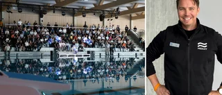 Rekordökning av sommarbesökare i nya simhallen