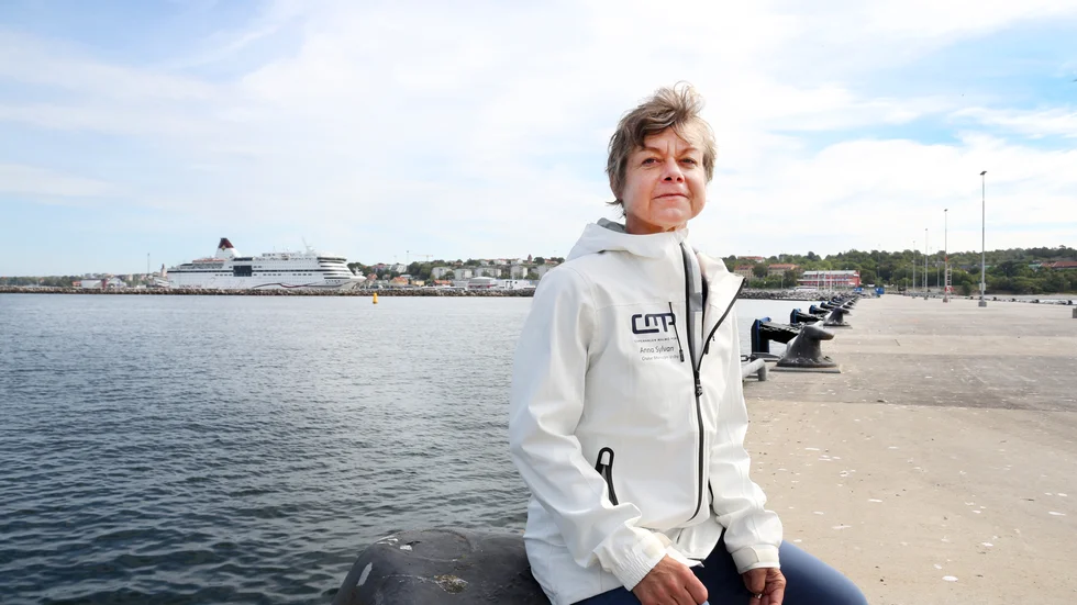 Anna Sylvan längst ut på CMP:s kryssningskaj i Visby. Hon är styrmannen som klev i land för att nu bli sammanhållande länk för den gotländska kryssningstrafiken.