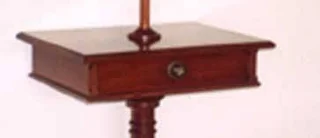 Rakspegel i mahogny