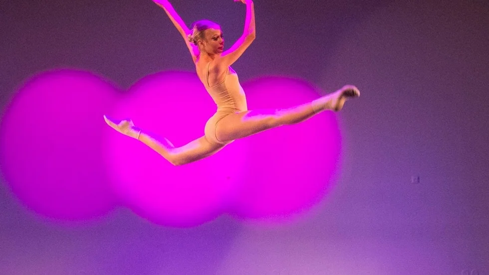 Moa Svärd, 15, dansade sig till sitt andra SM-guld i grenen show i helgen. Foto: Privat
