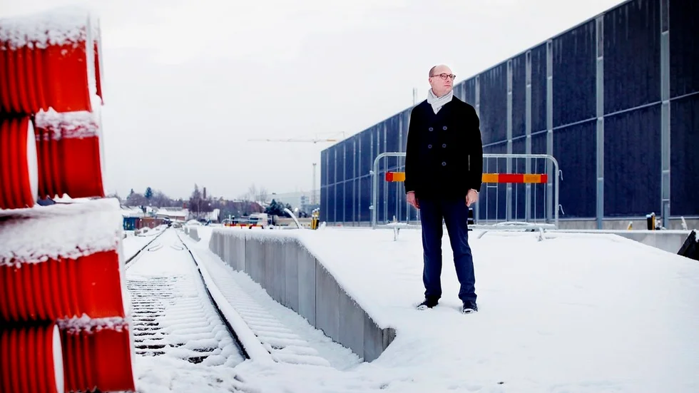 Mårten Levin, vd för Mälab, vid den depå i Eskilstuna där de nya tågen ska servas när de tas i bruk 2019 och 2020.