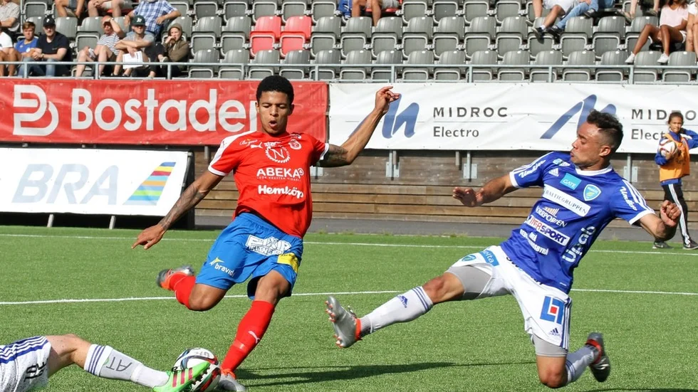 Romain Gall (här i NBIS-tröjan) blev målskytt mål mot Norrköping.