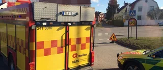 Skolbuss och personbil i trafikolycka i Nyköping