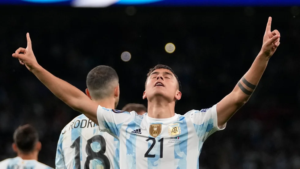 Paulo Dybala har skrivit på ett treårskontrakt med Roma. Arkivbild.