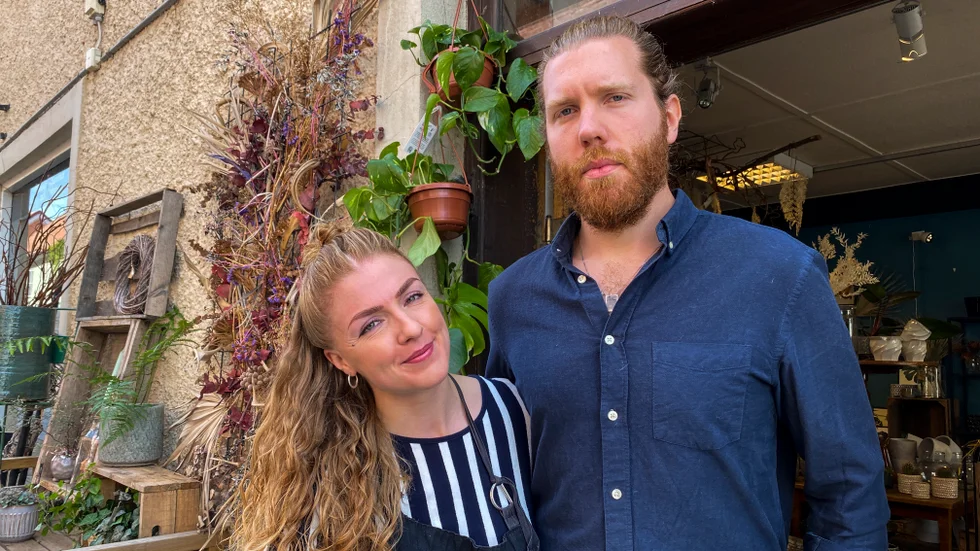 Ingrid och Petter Ohls Magnusson stänger sin blomsterbutik, Vadstena blommor och design, efter sju år.