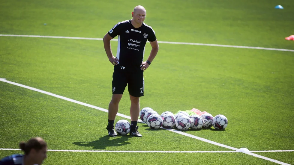 Vedran Vucicevic lämnar IFK Norrköping med omedelbar verkan.  
