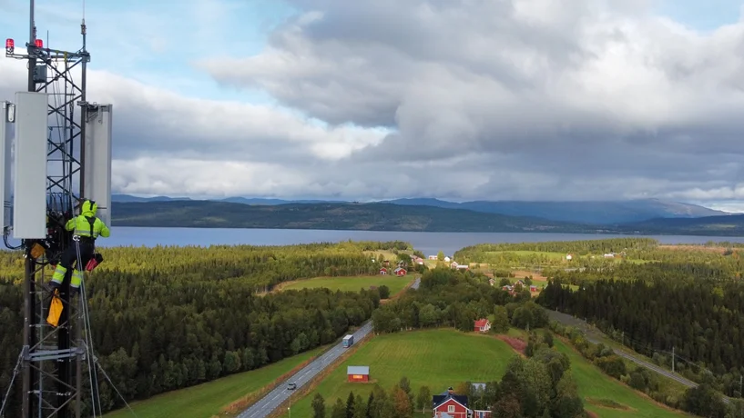 Nu ska den östgötska landsbygden få bättre uppkoppling. "Trots att Sverige ligger förhållandevis långt fram jämfört med andra länder är det fortfarande en betydande del av hushållen och företagen som saknar en uppkoppling med tillräcklig hastighet", säger Telias vd Anders Olsson.