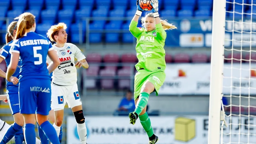 I dag tar Emelie Lundberg och hennes Eskilstuna emot topplaget Rosengård på Tunavallen.