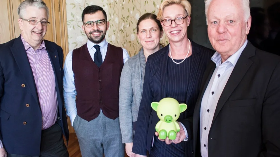 Lars Härnström (M), Nabil Mouchi, budgetstrateg, Anna Marnell, verksamhetscontroller, Susanne Sandlund, ekonomichef och Göran Dahlström (S) var alla nöjda med kommunens årsbokslut.