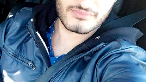 Yahya Hussein i Eskilstuna bakom ratten – i en stillastående bil.