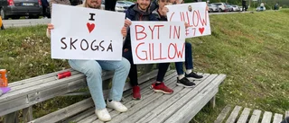 Kollegornas kupp: "Jag sa ju till dem, snälla ta inte plakaten"