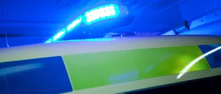 Två bilar i krock på Hällbergavägen