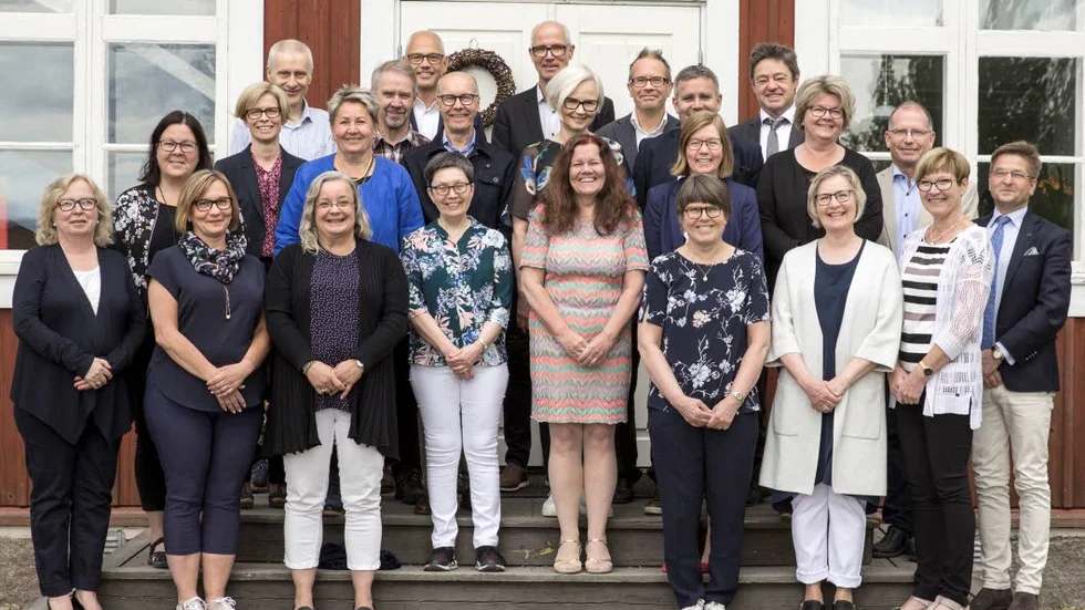 Övre raden: Tore Ärlemalm, Christer Ahlbäck, Lars Stehn, Torbjörn Ilar, Ingemar Friberg, Mats Näsström, Hans Gelter.
Mellersta raden: Åsa Ericsson, Birgitta Bergvall- Kåreborn (rektor), Ann Jonsson, Bengt-Ola Niemi, Daina Dagis, Marie Nordlund, Marianne Tyboni, Jan Lundmark.
Nedersta raden: Paula Vennberg, Viola Nilsson, Carina Nilsson, Soy Lundqvist, Monica Tellström, Marianne Engdahl, Birgitta Vikberg Ågren, Kersti Bergkvist, Staffan Sarbäck (universitetsdirektör). 

Personer som inte kunde närvara vid utdelningen: Kerstin Lidén, Lisbeth Köhler, Per Olov Hagman, Peter Wall, Anders Segerstedt, Håkan Ylinenpää, Ihréne Niva Strande.