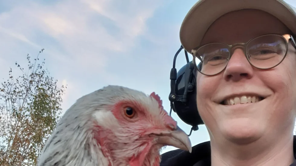 Ylva Engström har sin gård i närheten av Björnsholm, i norra kommundelen.