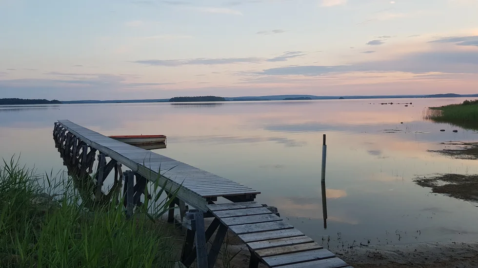 Sommarnatt i Jämötavan.