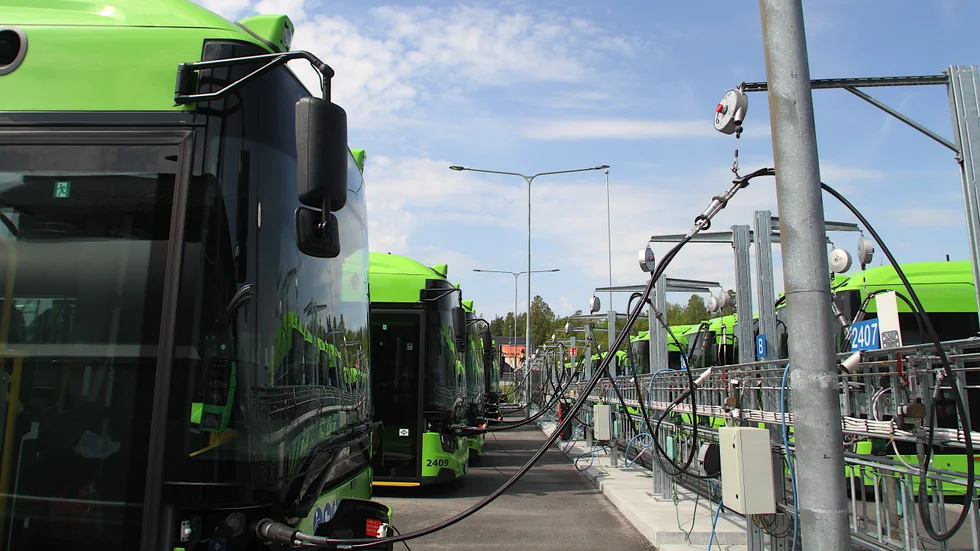 Bussdepån i Strängnäs. Här tankas bussarna biogas.