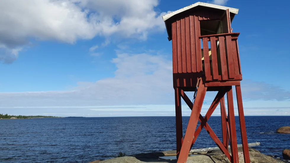 Sedan 2010 har Skellefteå kommun hållit sommarkollo i Munkviken utanför Lövånger.