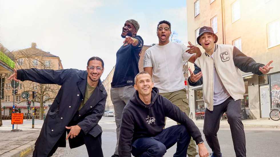 Pojkbandshits i nykomponerad show. Från vänster: Marco Wihlborg, Boris René, David Lindgren, Greg Curtis, Kenny Lantz. Pressbild.