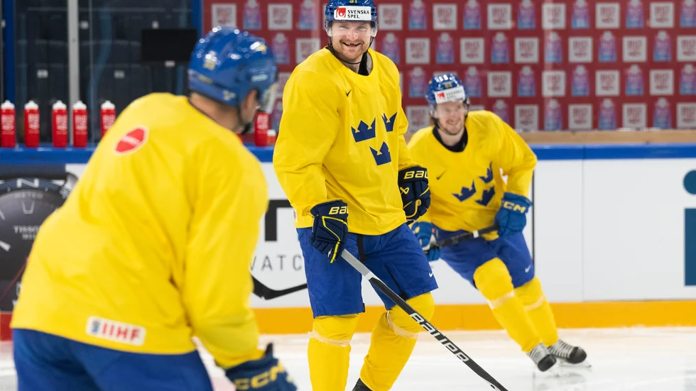 Carl Grundström, Los Angeles-forwarden, är på plats i Tammerfors och redo för fredagskvällens VM-premiär.