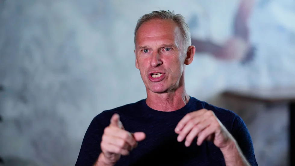 Dominik Hasek under en intervju med AP i slutet av juni. Arkivfoto.