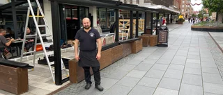 Efter tre års kamp – snart öppnar den inglasade uteserveringen