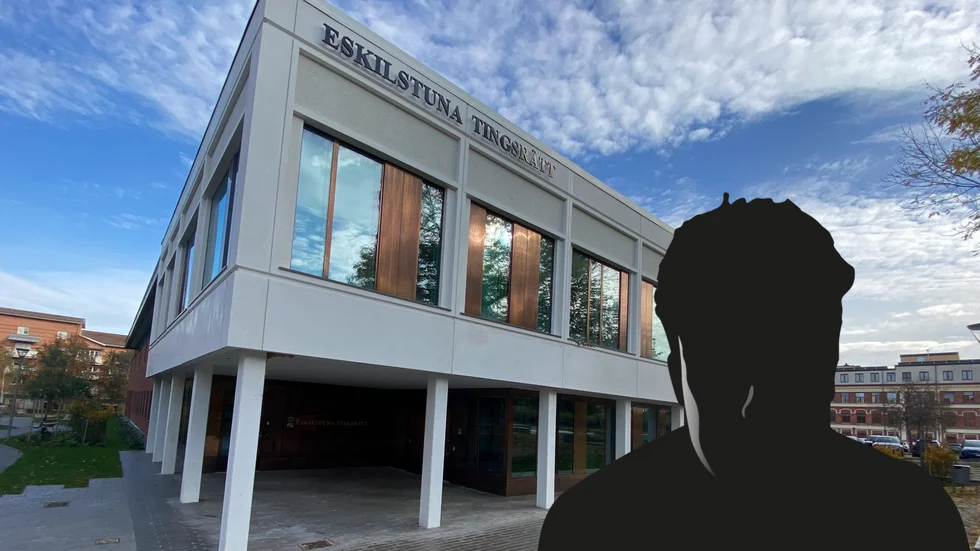 15-åringen från Strängnäs ska fortsatt vara häktad misstänkt för stämpling till terroristbrott. Eskilstuna tingsrätt anser att det finns synnerliga skäl för honom att stanna kvar i häktet, trots att tre månader nu har gått.