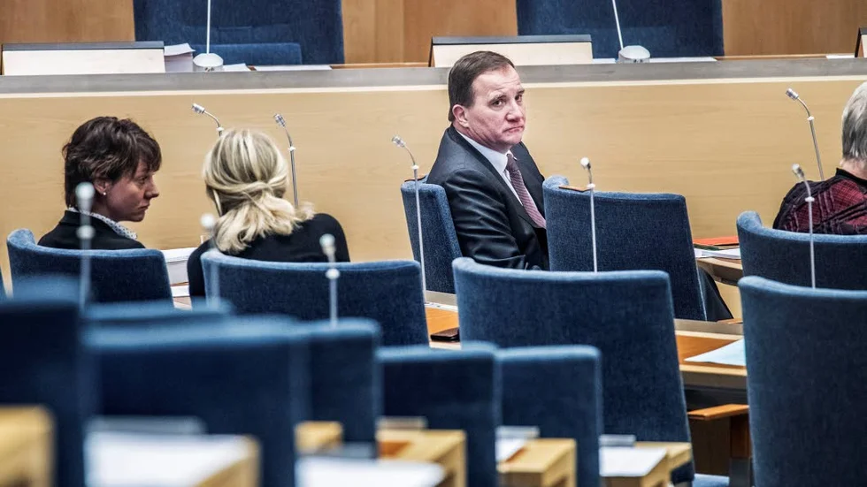 Statsministern. Försöker framstå som kraftfull.