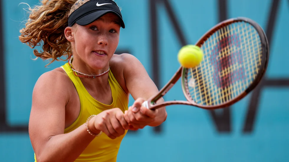 Mirra Andreeva, nytt ryskt stjärnskott i tennis.