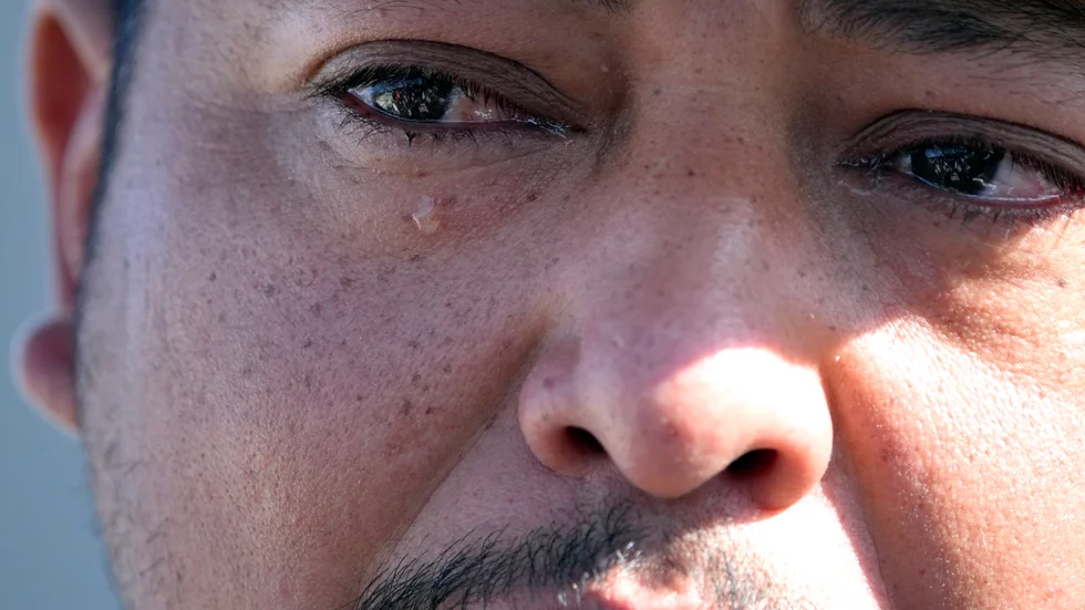 Wilson Garcia miste sin fru och son i skjutningen i fredags.