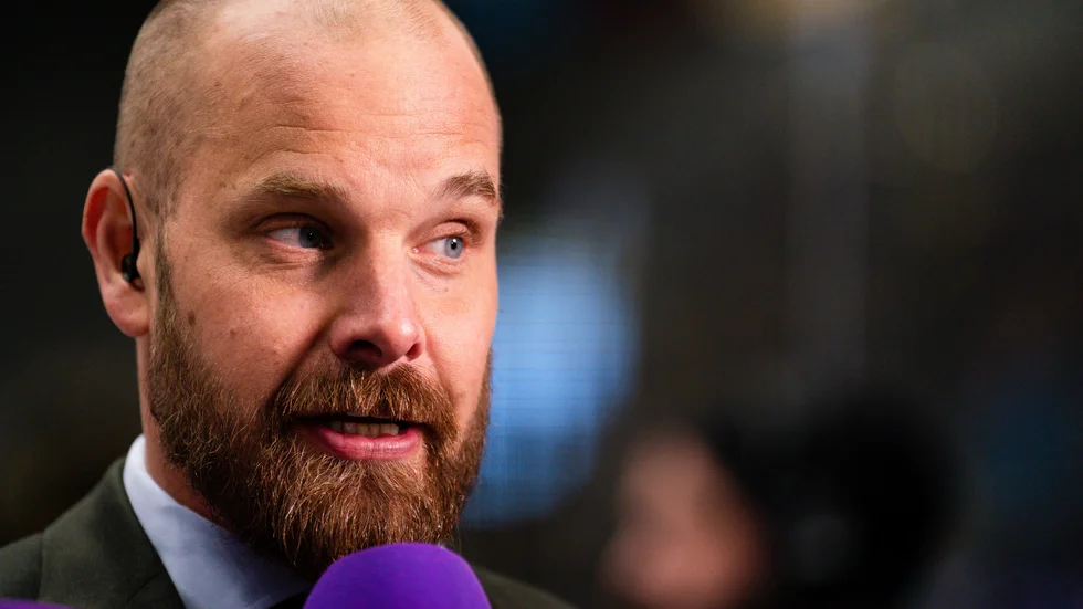 Sanny Lindström avslöjade övergången.