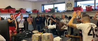 TV: Se och hör det vilda Maifjublet efter segern