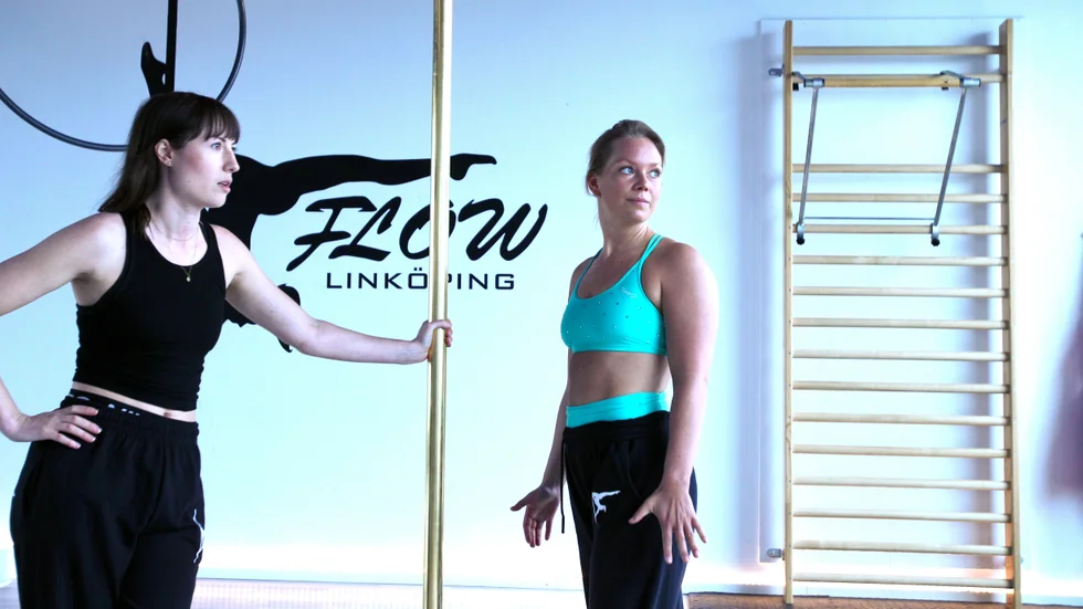 Mathilda Knöös Franzén och Jessica Johansson berättar att det finns mängder av myter kring poledance: "Jadu. Det finns det. Man suckar ofta djupt när någon säger det", säger Jessica.