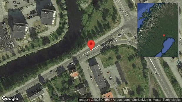 Stopp på väg 97 på grund av olycka med flera fordon