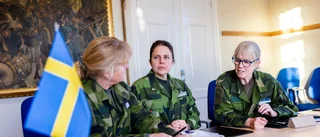 Tre kvinnliga stabschefer – unikt • "Jag minns såväl ett befäl som sa att han var osäker på om fruntimmer skulle klara av det"