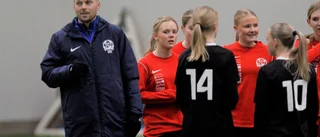 Här tränar Sebastian Larsson stans nya talanger ✓Hyllar ungdomarna ✓Viktigaste egenskapen ✓Framtiden som tränare