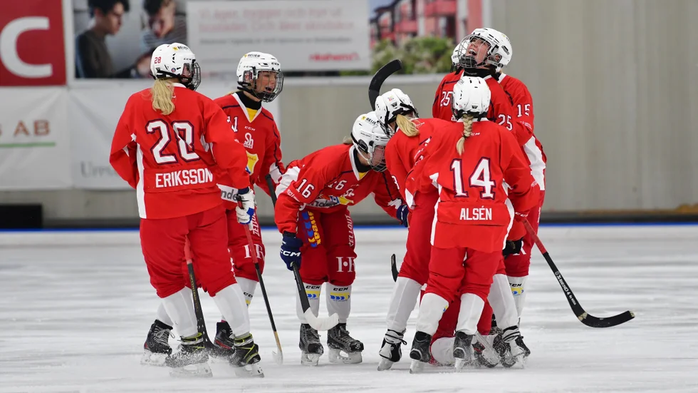 Uppsala Bois tar emot Västerås SK i första kvarsfinalen.