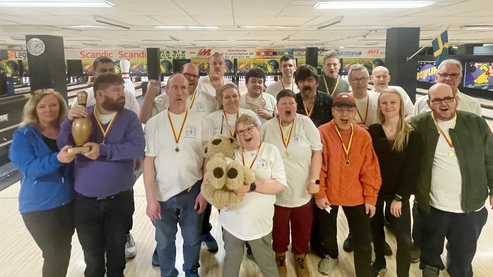 Vilbergens segrande lag i Östgötland Open, tillsammans med Mia Andersson från Norrköpings kommun och Leif Hillgren från Östergötlands Bowlingförbund.