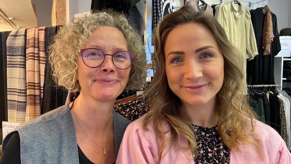 Petra och Anna Pettersson säger att det kommer bli en rolig utmaning att både ha Stuneks kläder och Stuneks skor inom kort.