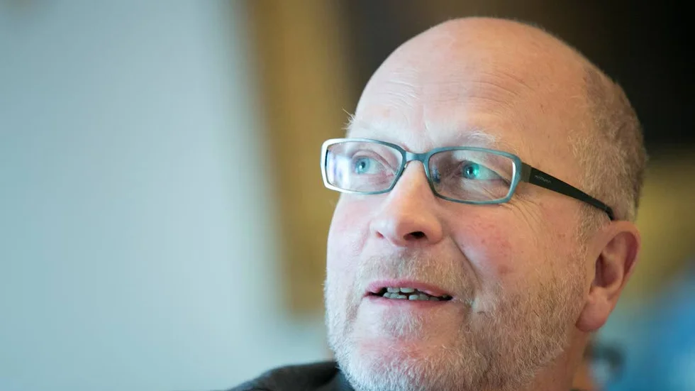 Sven-Erik Österberg skrev under beslutet att stödja BKM Scandinavia med lönebidrag.