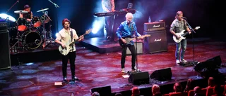 TV: Se när publiken står upp och sjunger med i Smokies klassiker