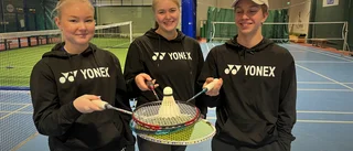 Badminton på skoltid – en ny satsning har servat igång: "Det är sjukt roligt"