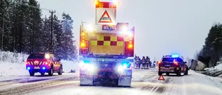 Flygfotogen läckte ut efter olycka på E10 • Åter full framkomlighet på vägen