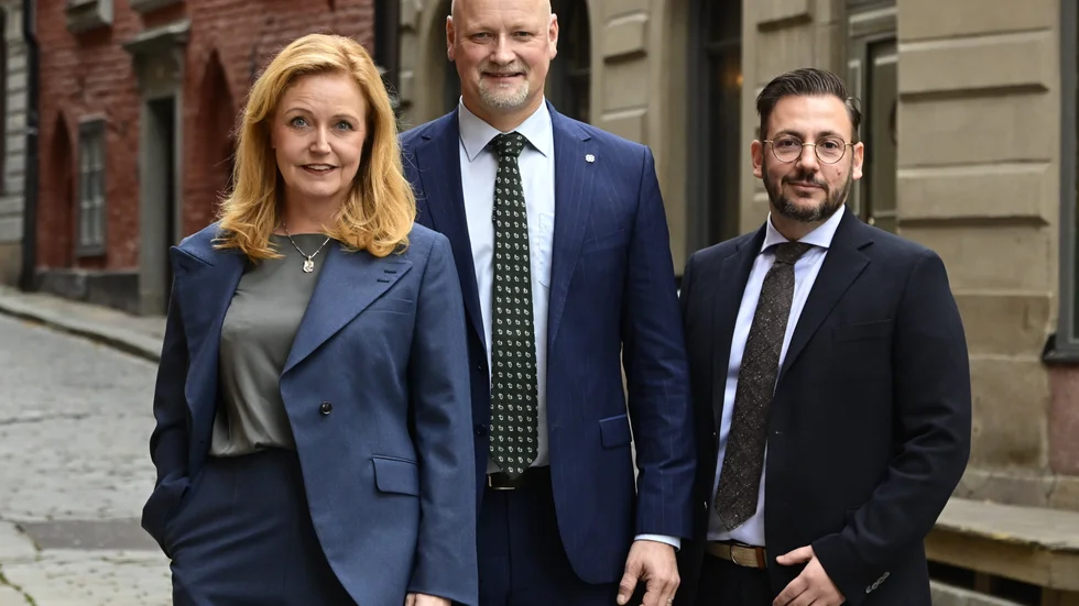 Elisabeth Thand Ringqvist, Daniel Bäckström och Muharrem Demirok är kandidaterna till ny partiledare som presenterats av Centerpartiets valberedning.
