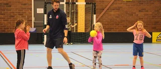 Dags för första matchen i klubben: "Skyndar långsamt"