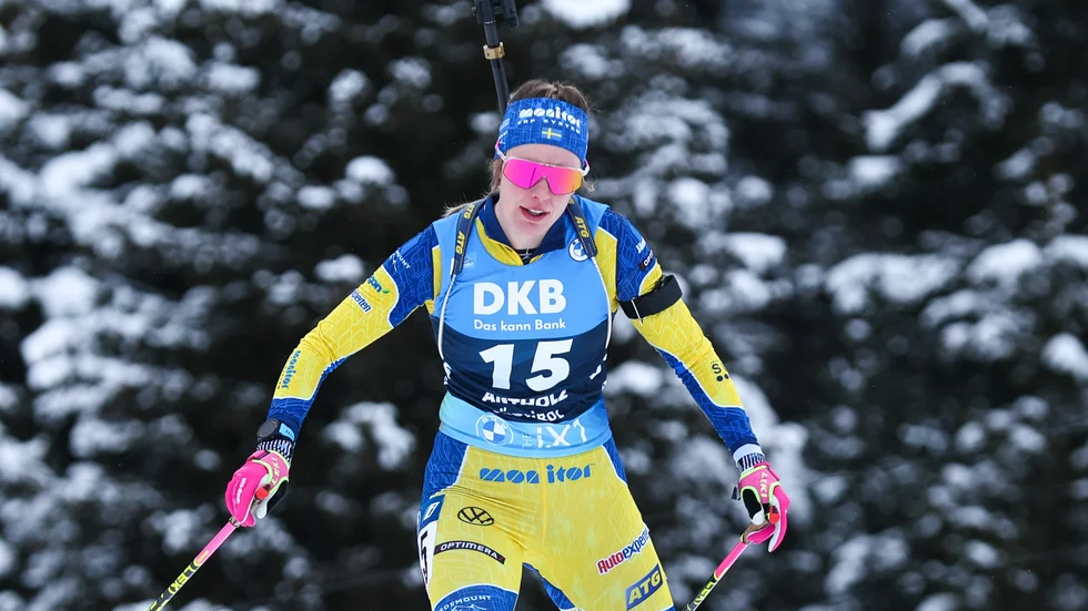 Elvira Öberg plockade hem ytterligare en pallplats i världscupen då hon blev trea i sprinten i Antholz.