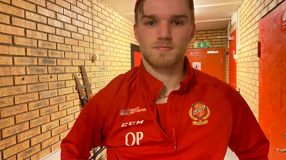 Oliver Pentler är tillbaka i ESK-tröjan. 