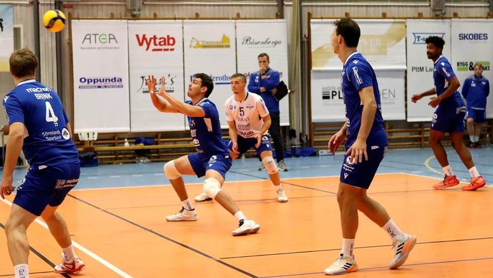 Aidan Saladana och VVK måste vinna tisdagens hemmamatch mot Lund, annars är både SM-slutspelet och säsongen över.