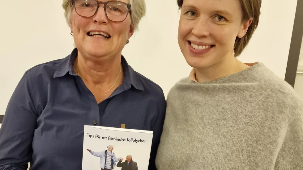 Barbro Juusu och Agnes Lindbo berättade om benskörhet och fallolyckor.